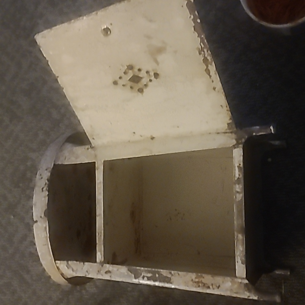 1920S RUSTIC METAL STOOL - Picture 2 of 3